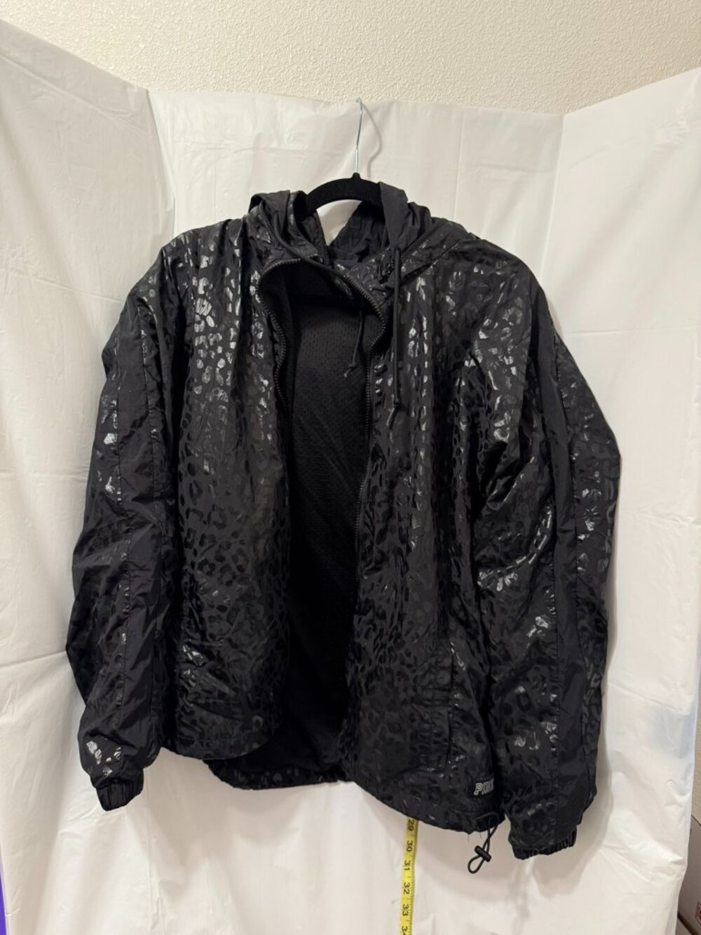 Victoria's Secret PINK Black Leopard Shiny Print Hooded Windbreaker Jacket M/L